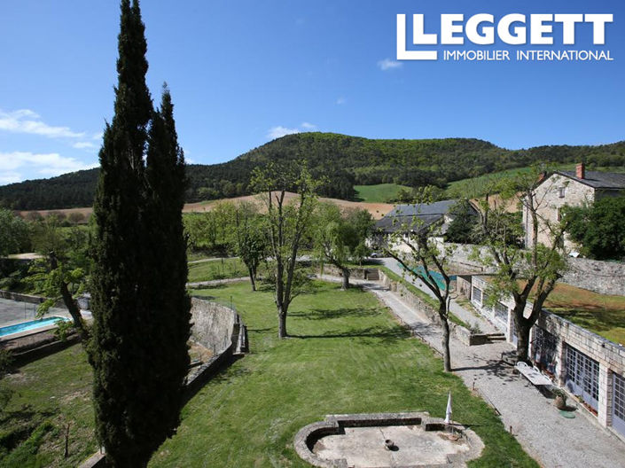 Image No.8-8 Bed Chateaux for sale