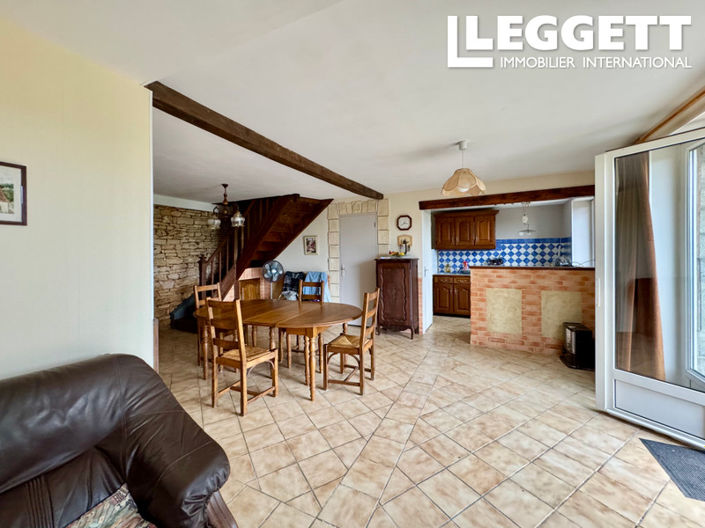Image No.6-5 Bed House for sale