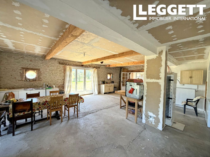 Image No.2-5 Bed House for sale