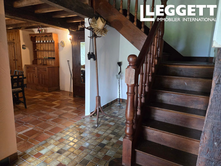 Image No.6-5 Bed House for sale