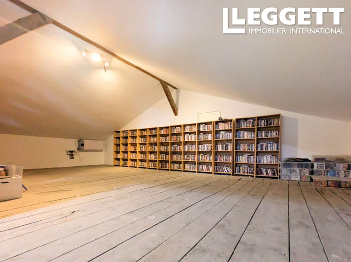 Image No.10-16 Bed House for sale
