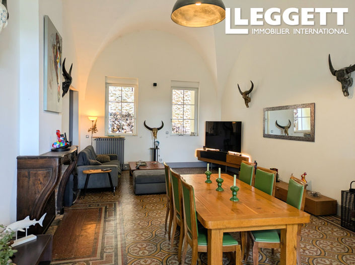 Image No.9-16 Bed House for sale