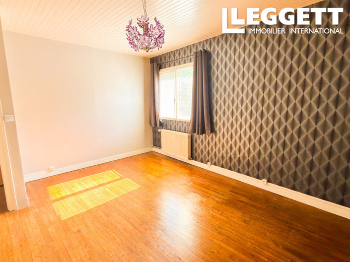 Image No.10-4 Bed House for sale
