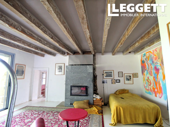 Image No.6-4 Bed House for sale