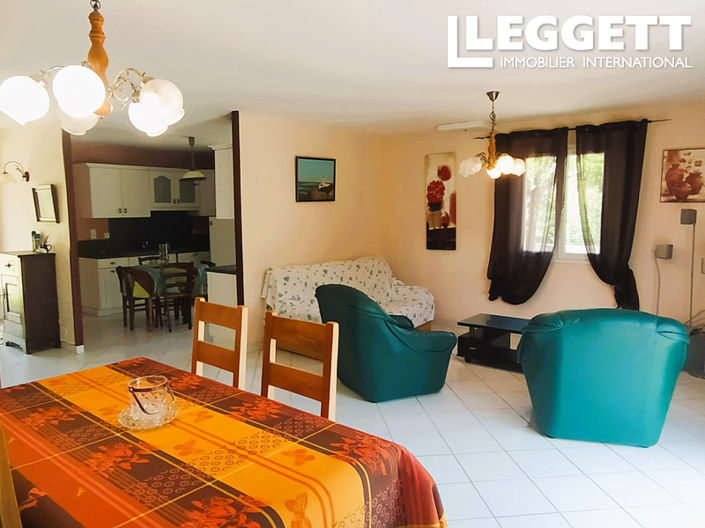 Image No.9-3 Bed House for sale
