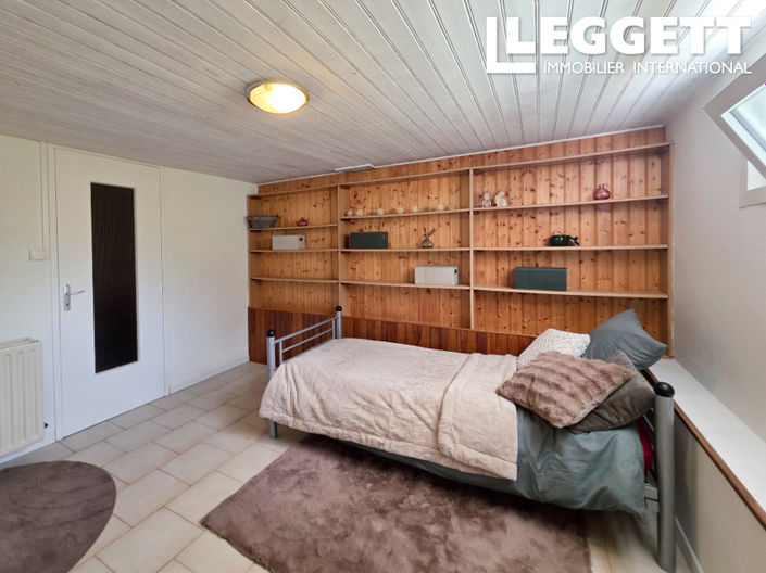 Image No.7-2 Bed House for sale