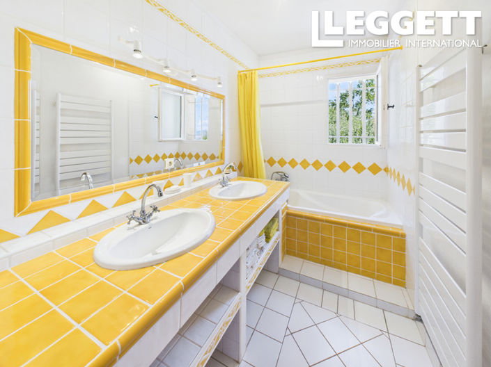 Image No.7-House for sale