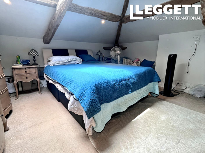 Image No.10-4 Bed House for sale