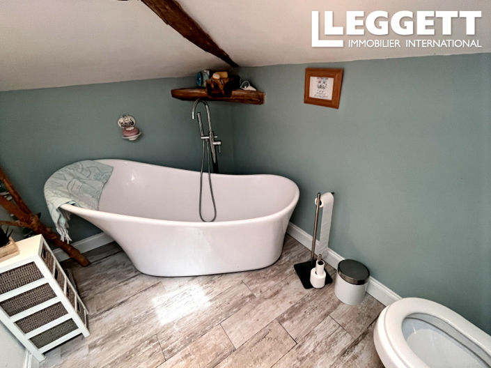 Image No.9-4 Bed House for sale