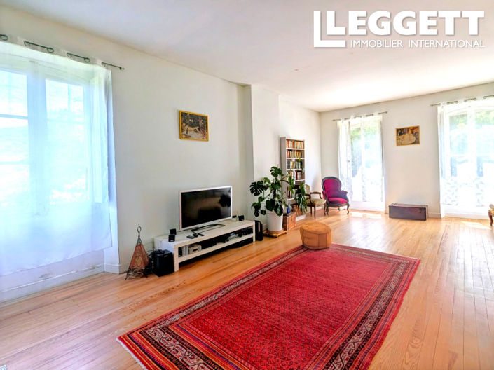 Image No.3-5 Bed House for sale