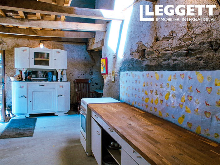 Image No.5-2 Bed Bar for sale
