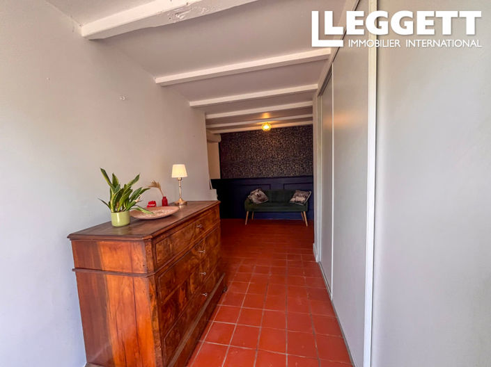 Image No.5-5 Bed House for sale