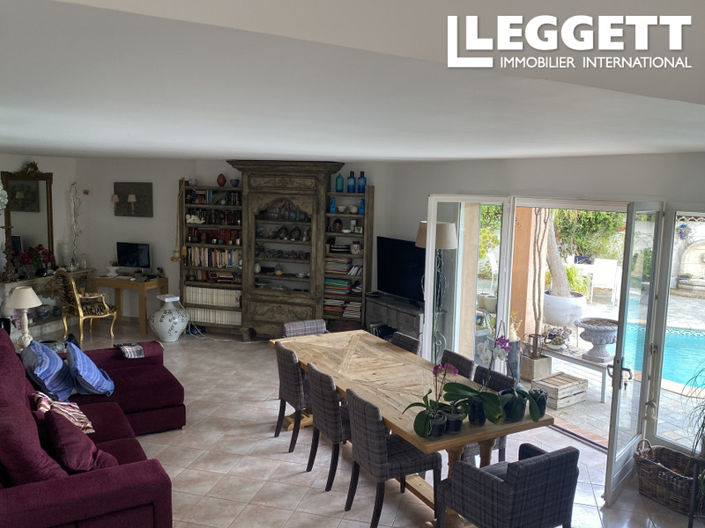Image No.4-4 Bed House for sale
