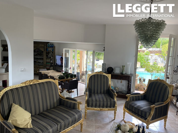 Image No.5-4 Bed House for sale