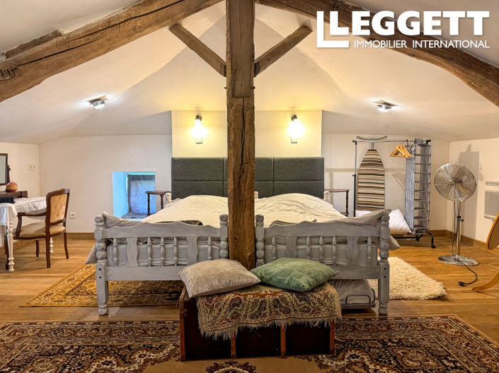 Image No.4-6 Bed House for sale