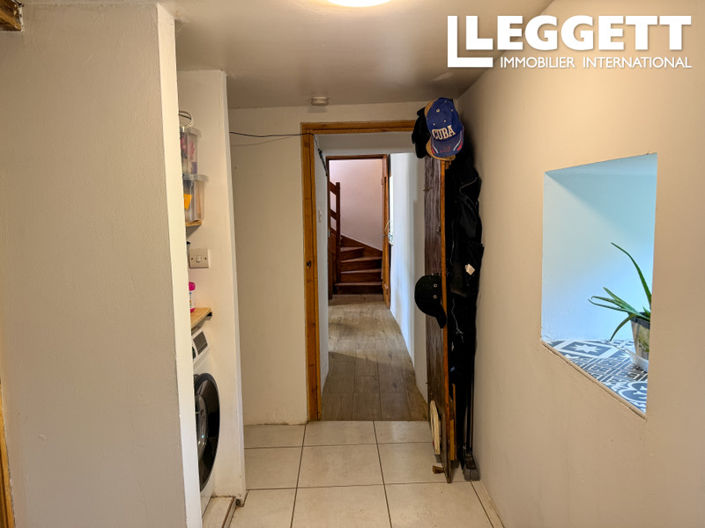 Image No.6-3 Bed House for sale