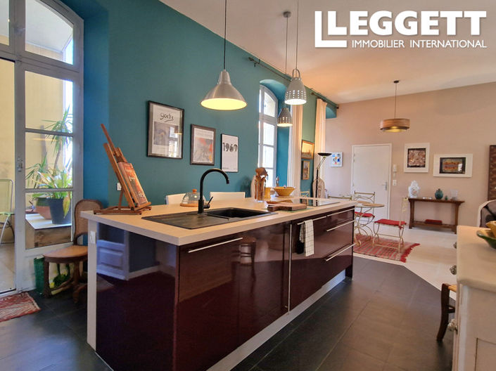 Image No.10-3 Bed Apartment for sale