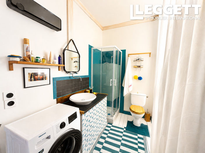 Image No.7-1 Bed House for sale