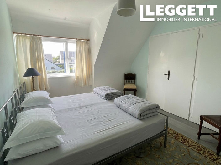 Image No.4-4 Bed House for sale