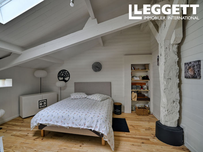 Image No.6-4 Bed House for sale