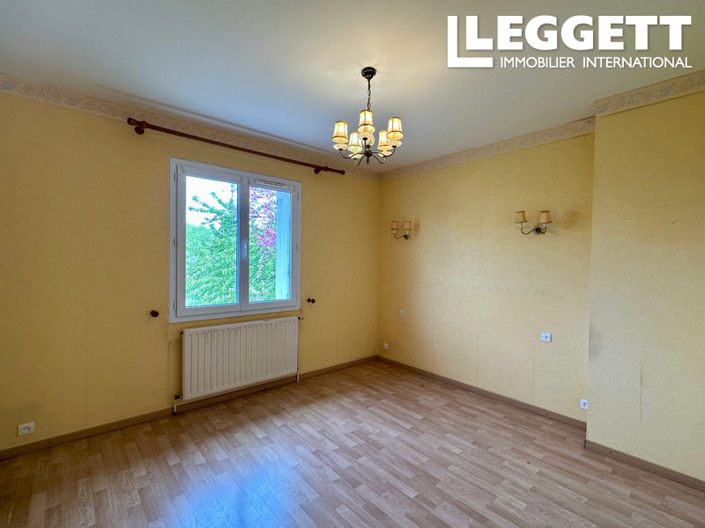 Image No.6-3 Bed House for sale