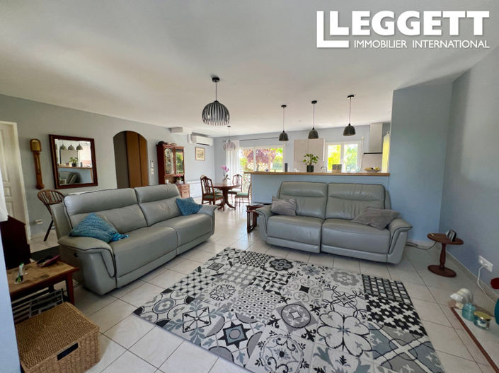 Image No.2-3 Bed House for sale