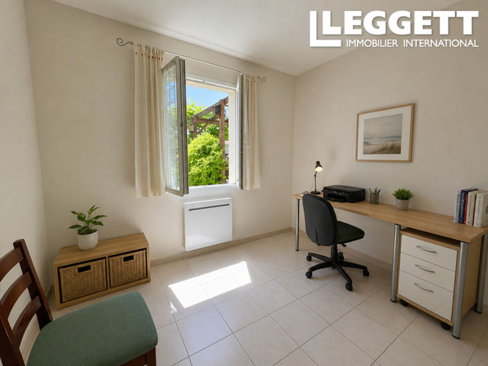 Image No.9-3 Bed House for sale