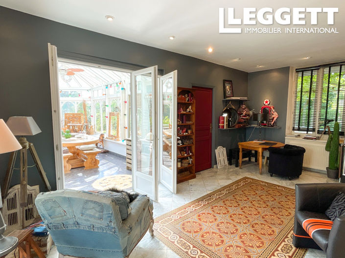 Image No.5-5 Bed House for sale