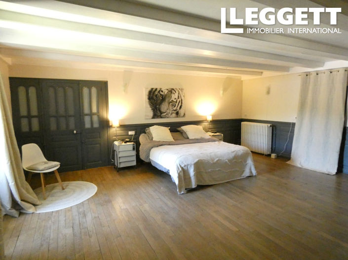 Image No.7-33 Bed House for sale