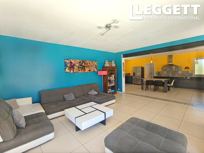 Image No.7-4 Bed House for sale