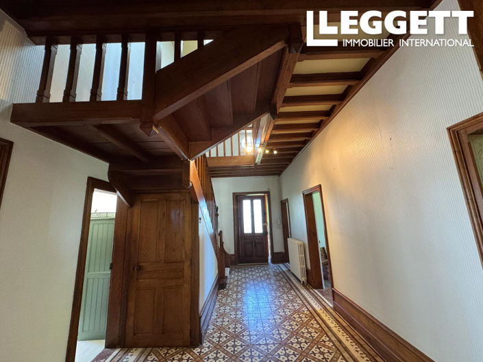 Image No.8-5 Bed House for sale