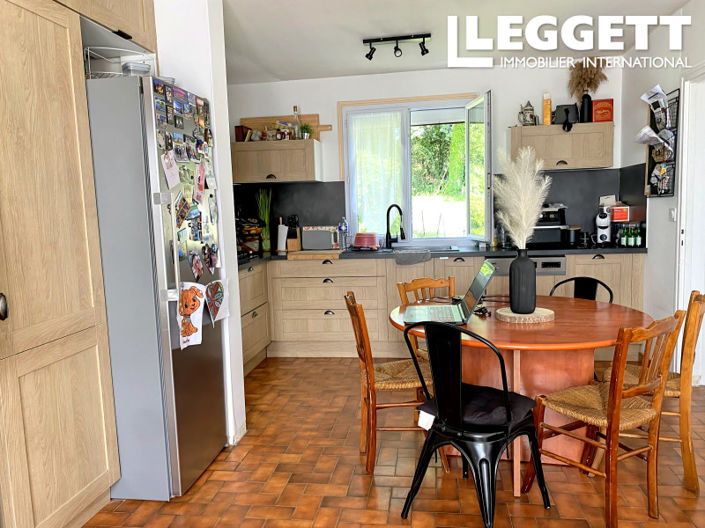 Image No.6-2 Bed House for sale