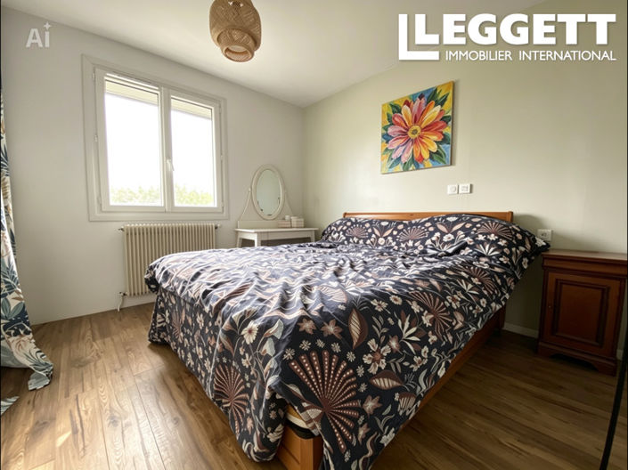 Image No.7-2 Bed House for sale