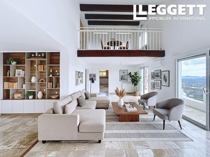Image No.5-7 Bed House for sale