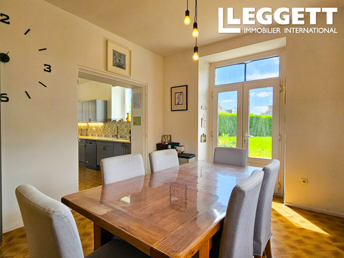 Image No.4-6 Bed House for sale