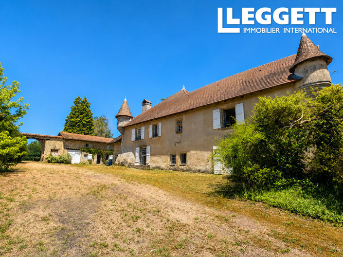 Image No.2-Châteaux de 8 chambres à vendre à Marval
