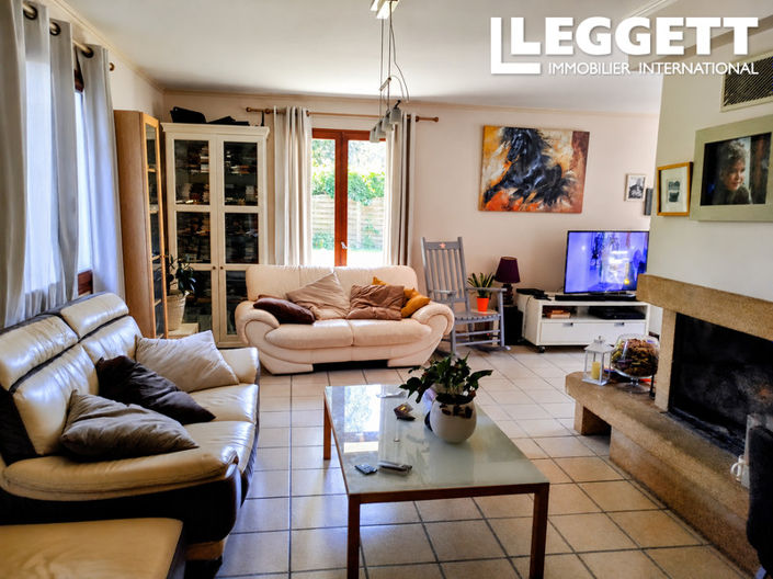 Image No.3-3 Bed House for sale