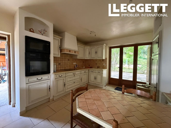Image No.6-3 Bed House for sale