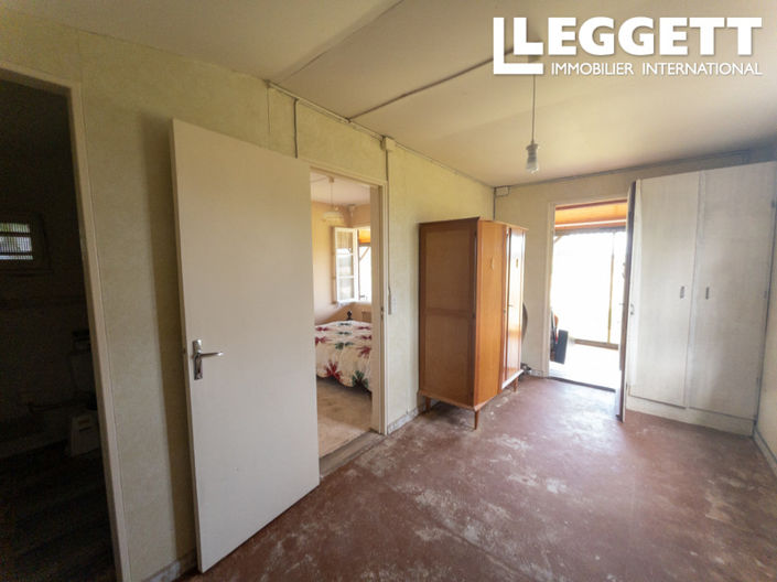 Image No.7-2 Bed House for sale