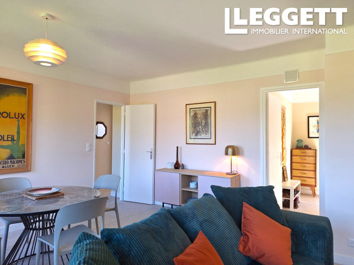 Image No.6-2 Bed House for sale