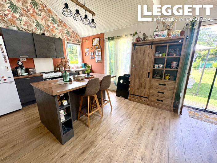 Image No.4-4 Bed House for sale