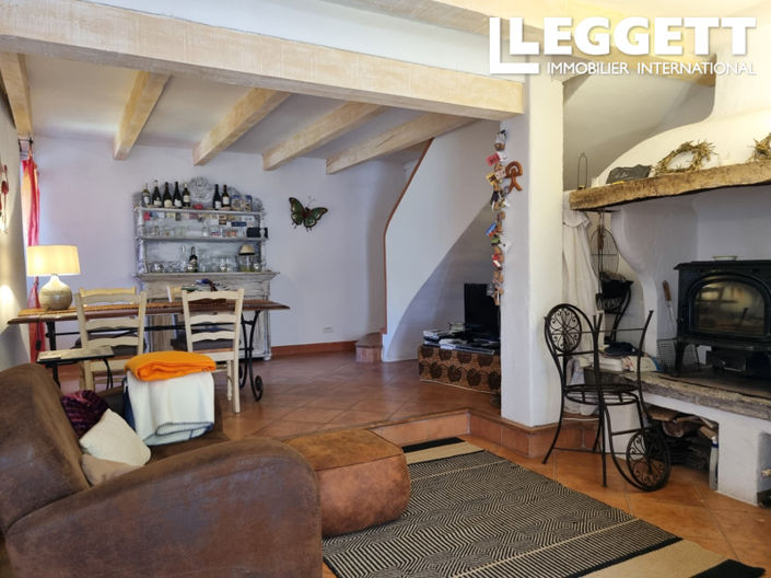 Image No.6-2 Bed House for sale