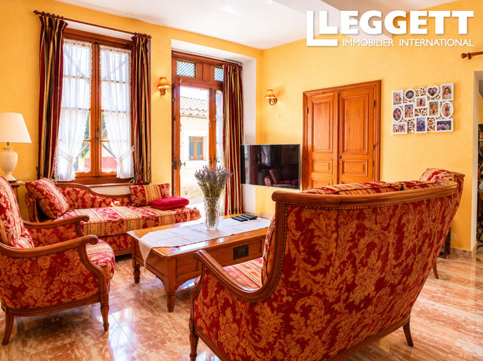 Image No.9-7 Bed House for sale
