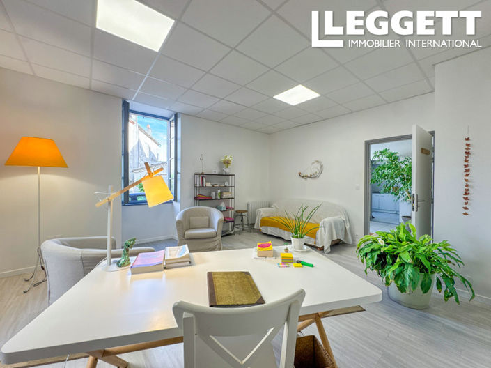 Image No.2-4 Bed House for sale