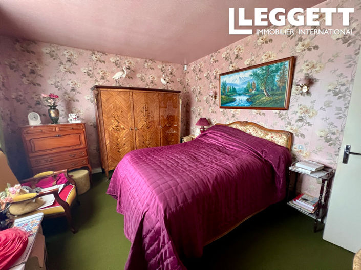 Image No.10-4 Bed House for sale