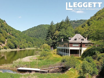 1 - Pleaux, House