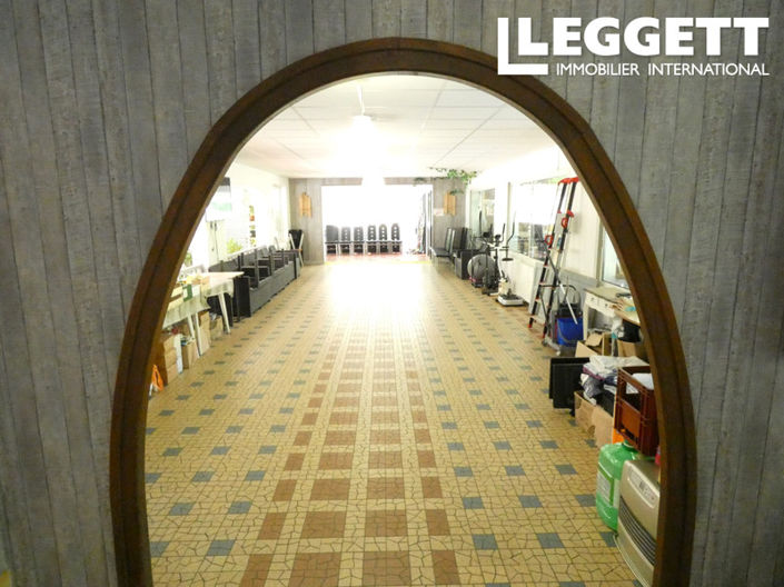 Image No.3-9 Bed House for sale