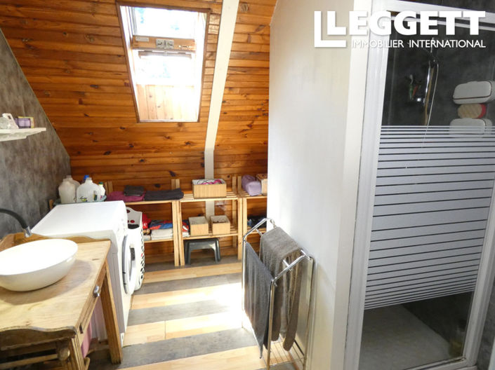 Image No.5-9 Bed House for sale