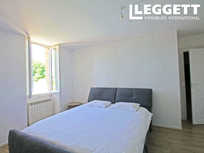 Image No.4-4 Bed House for sale
