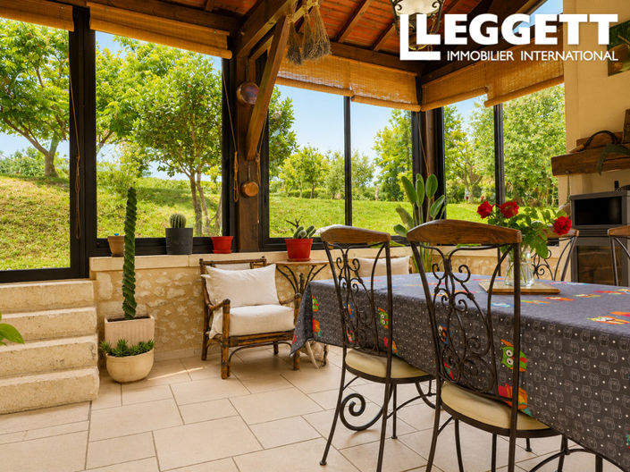 Image No.5-5 Bed House for sale